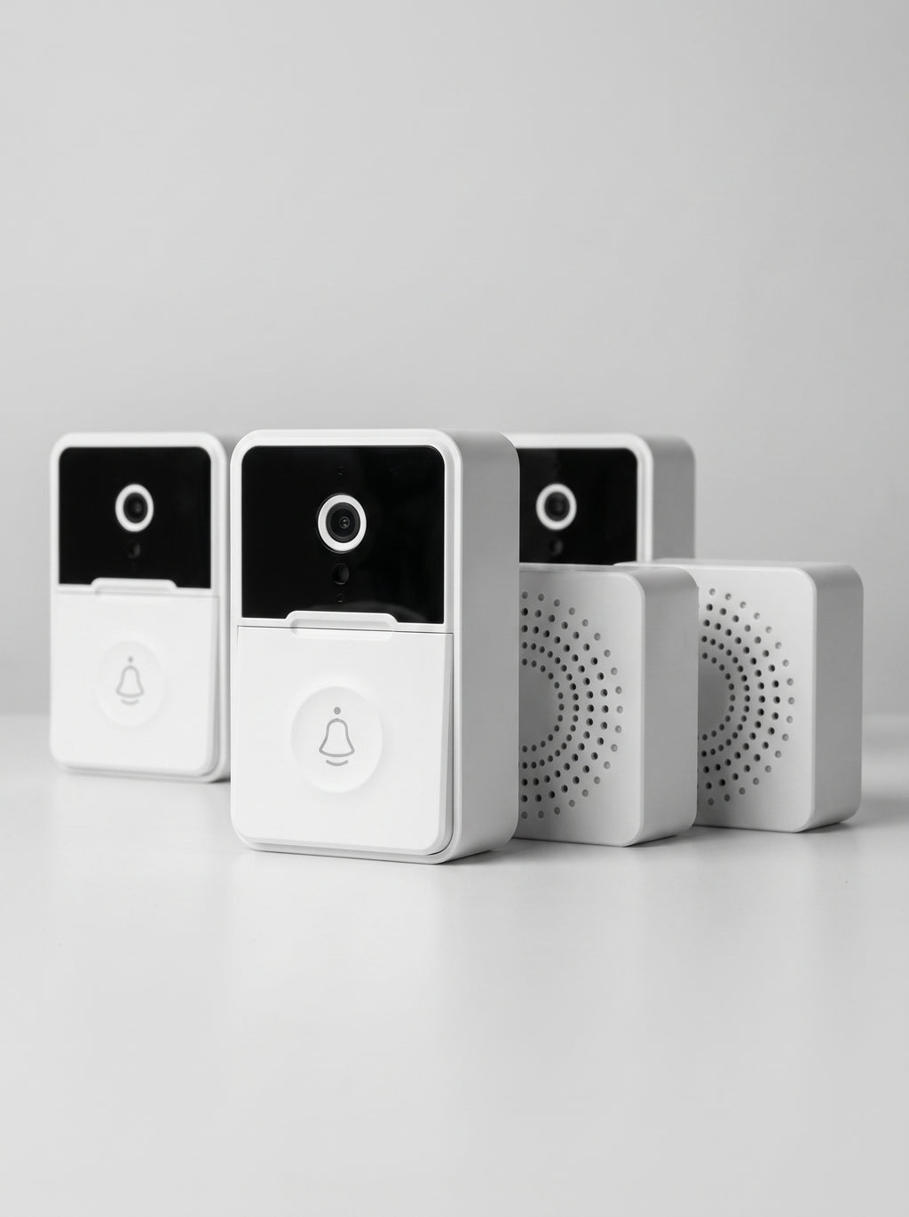 Tres timbres inteligentes con cámara WiFi Nido en fila